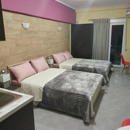 G M 2 Rooms Kentro In The Heart Of The City Larissa Buitenkant foto